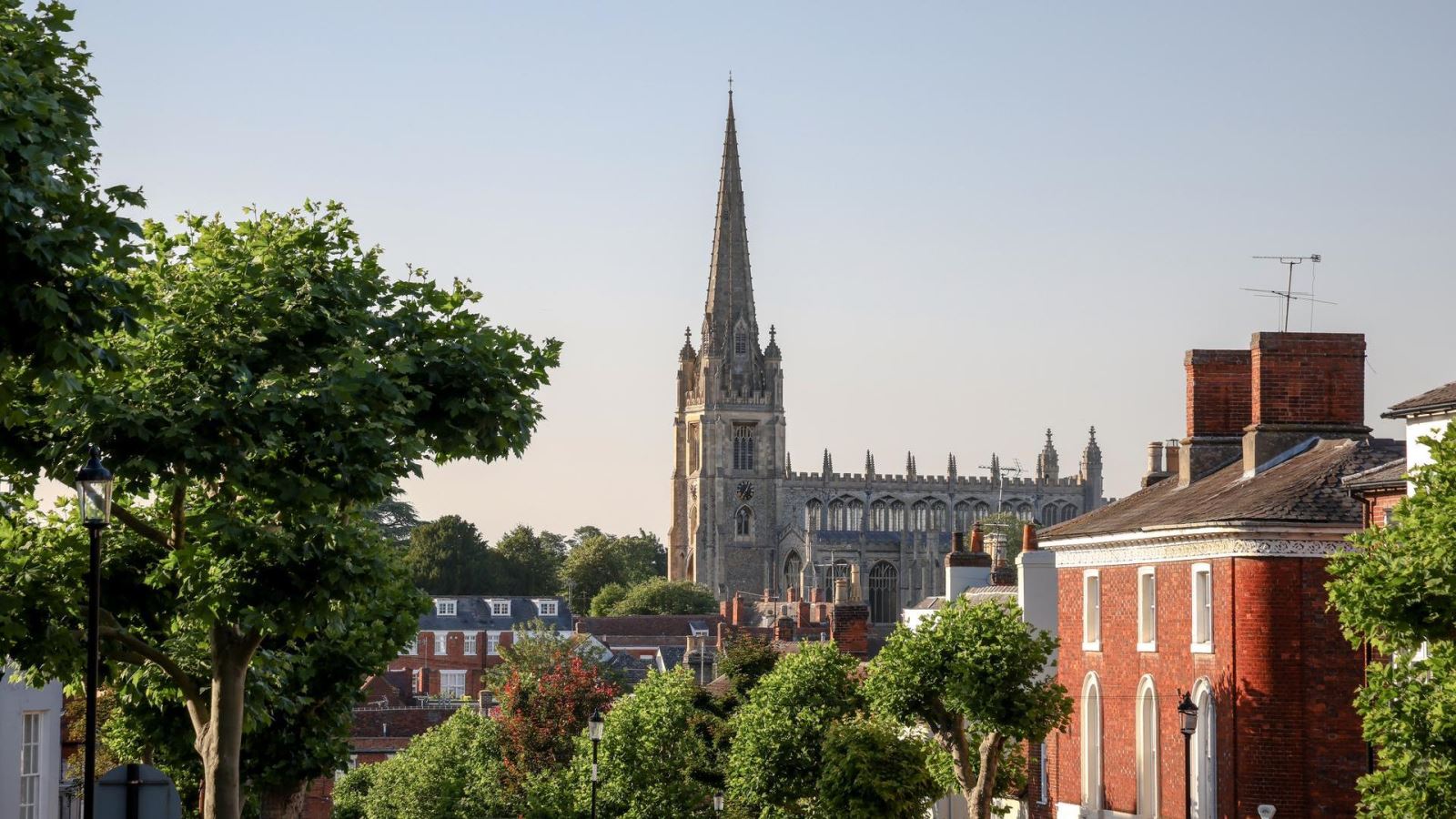 Saffron Walden view of church 